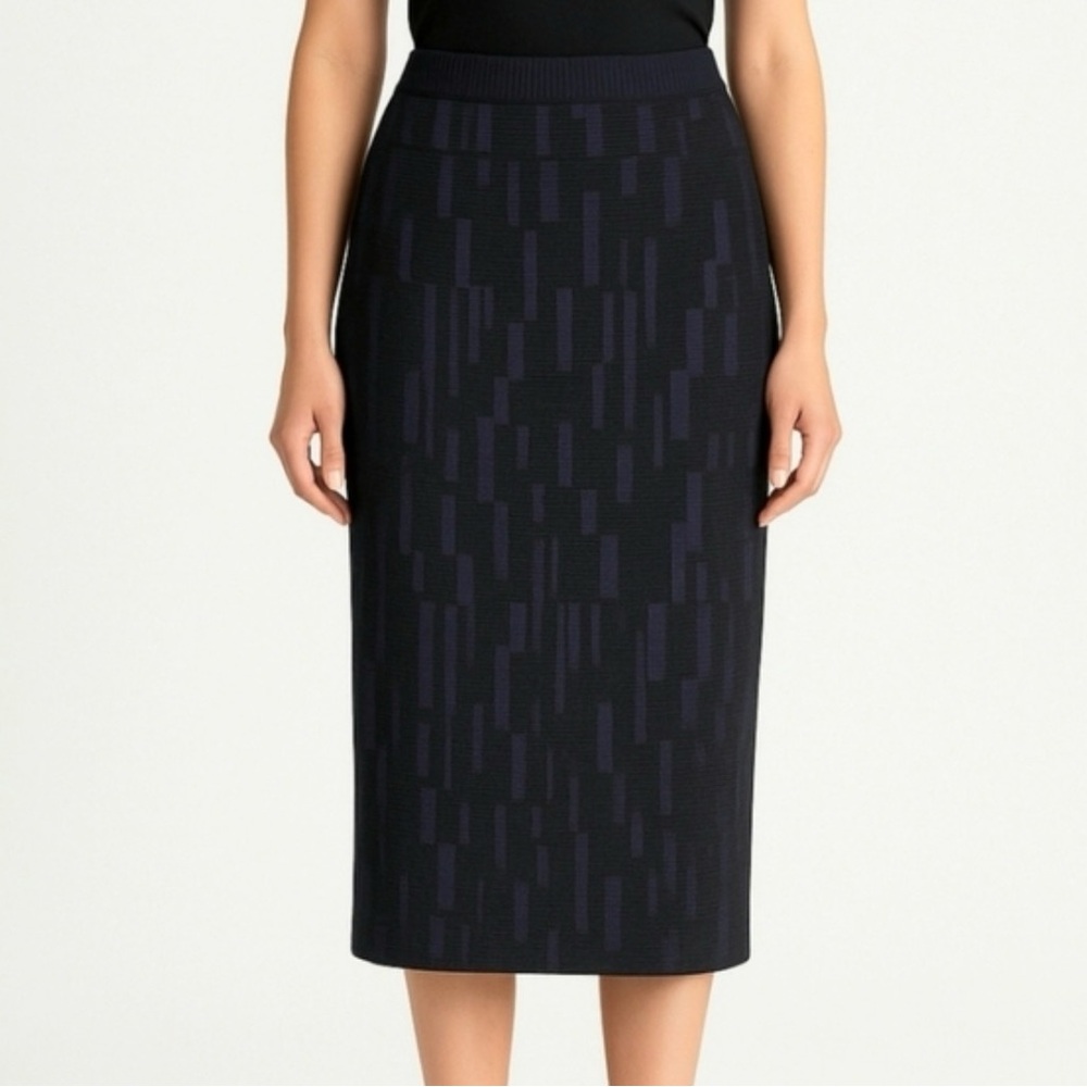 St. John Navy Textured Knit Midi Pencil Skirt Size Small - Picture 3 of 11